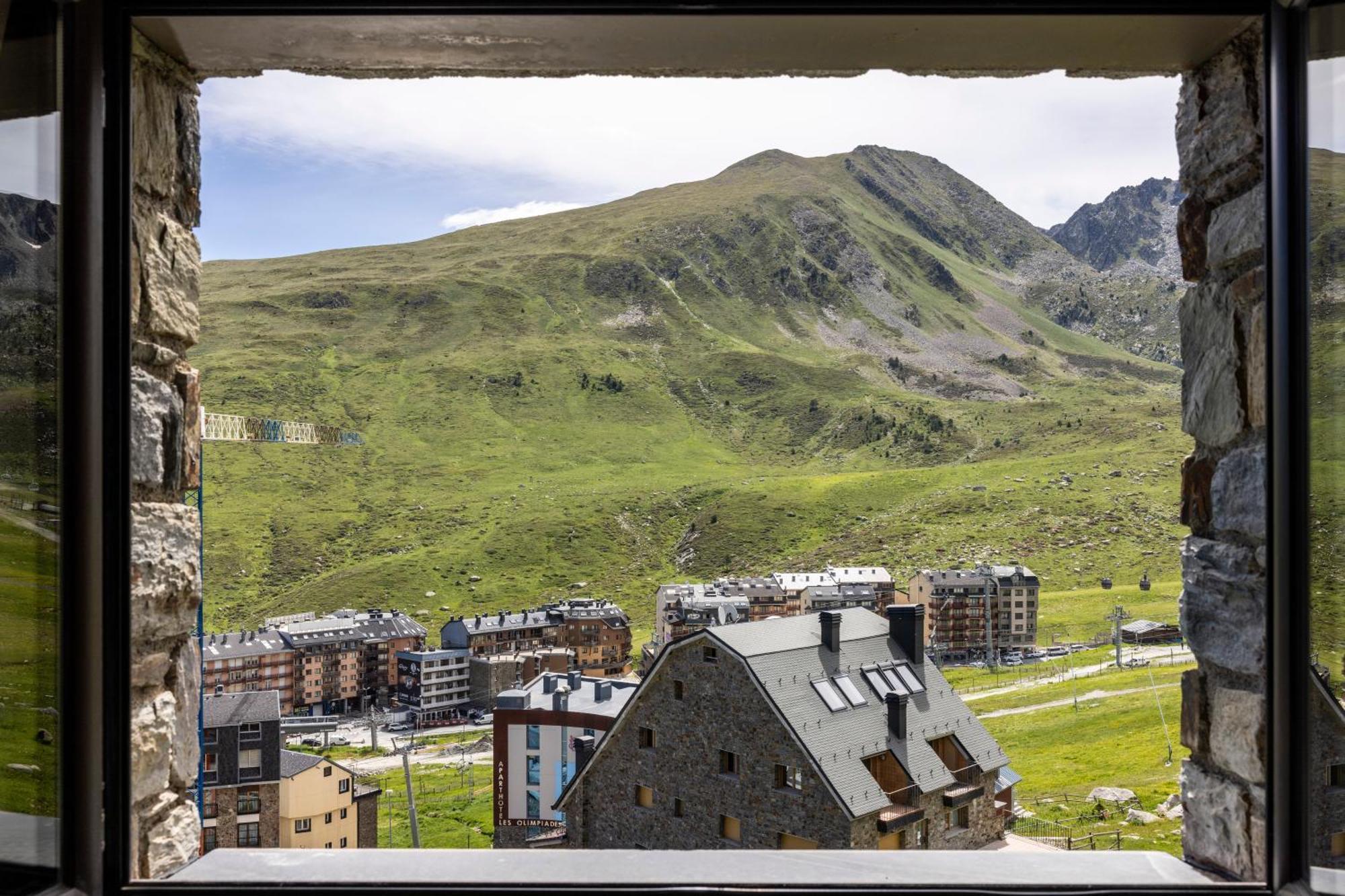 Increibles Vistas A Las Montanas En El Pas De La Casa - Parking - Wifi - Ski In Ski Out L By Bonesvacances Exterior foto